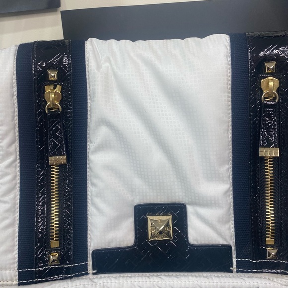 L.A.M.B. Y2K WESTWOOD MESSENGER FLAP BAG WHITE GWEN STEFANI BLACK GOLD PURSE - Picture 4 of 11